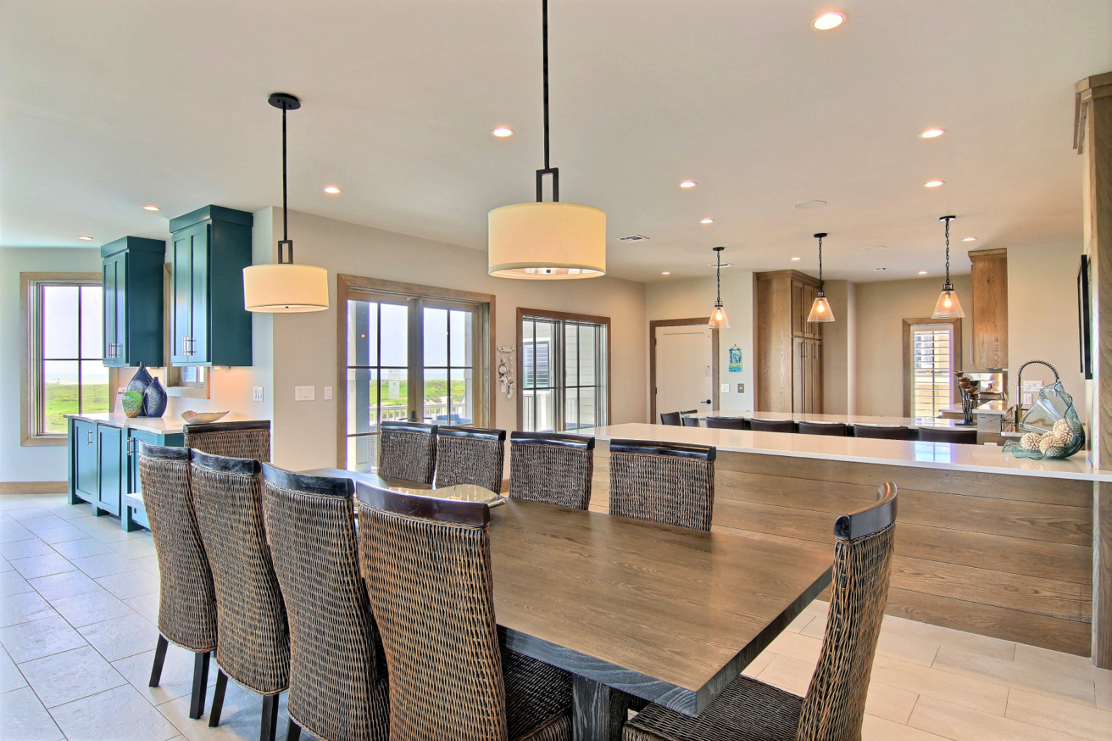 Gulf Coast Getaway By SPS Interior Designs - #12