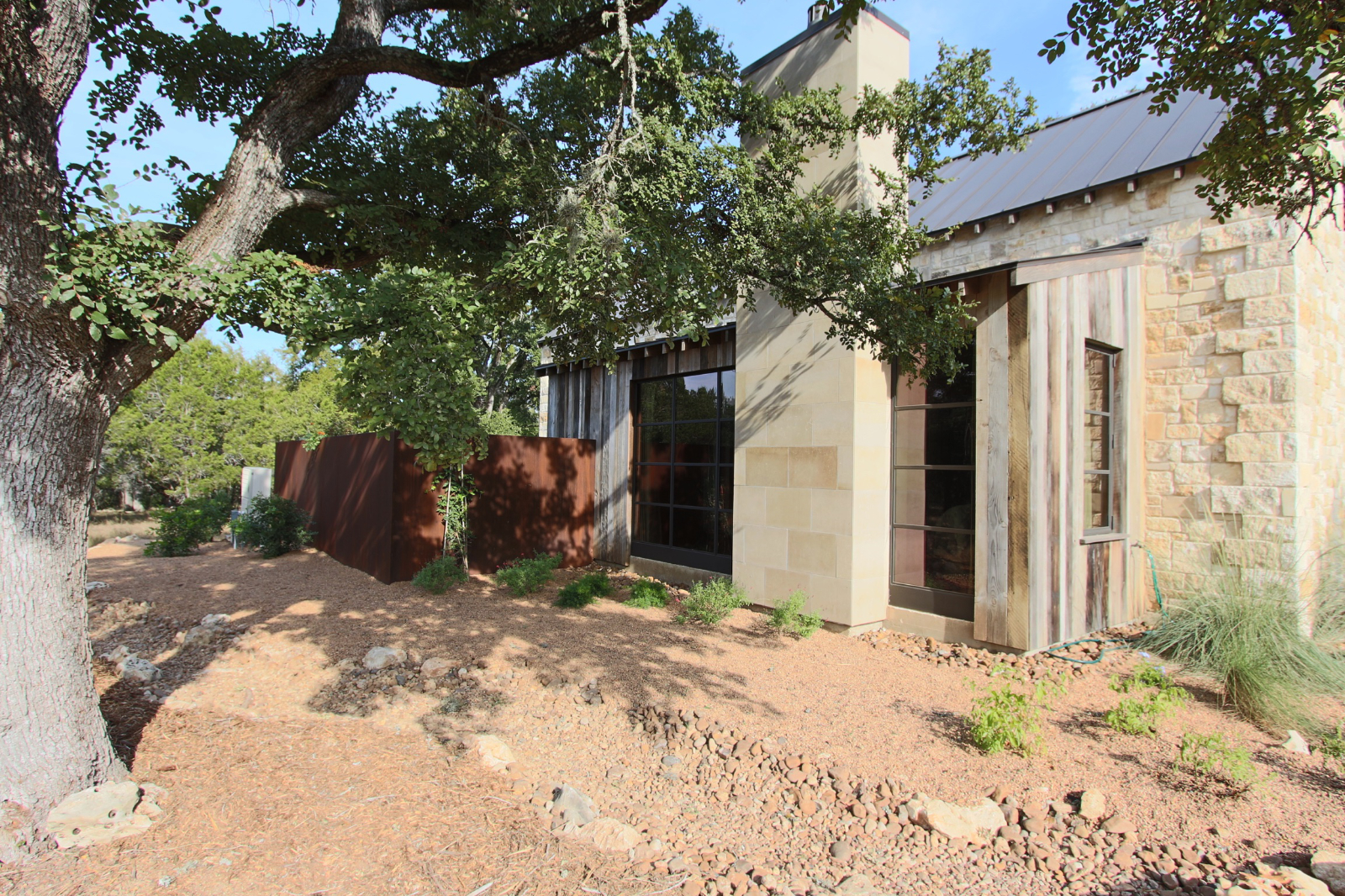 Modern Farmhouse By SPS Interior Designs - #3