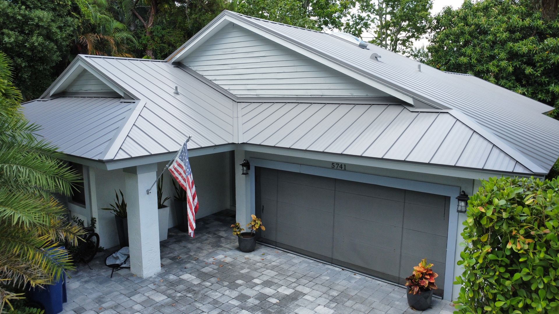 Lighthouse Roofing Group
