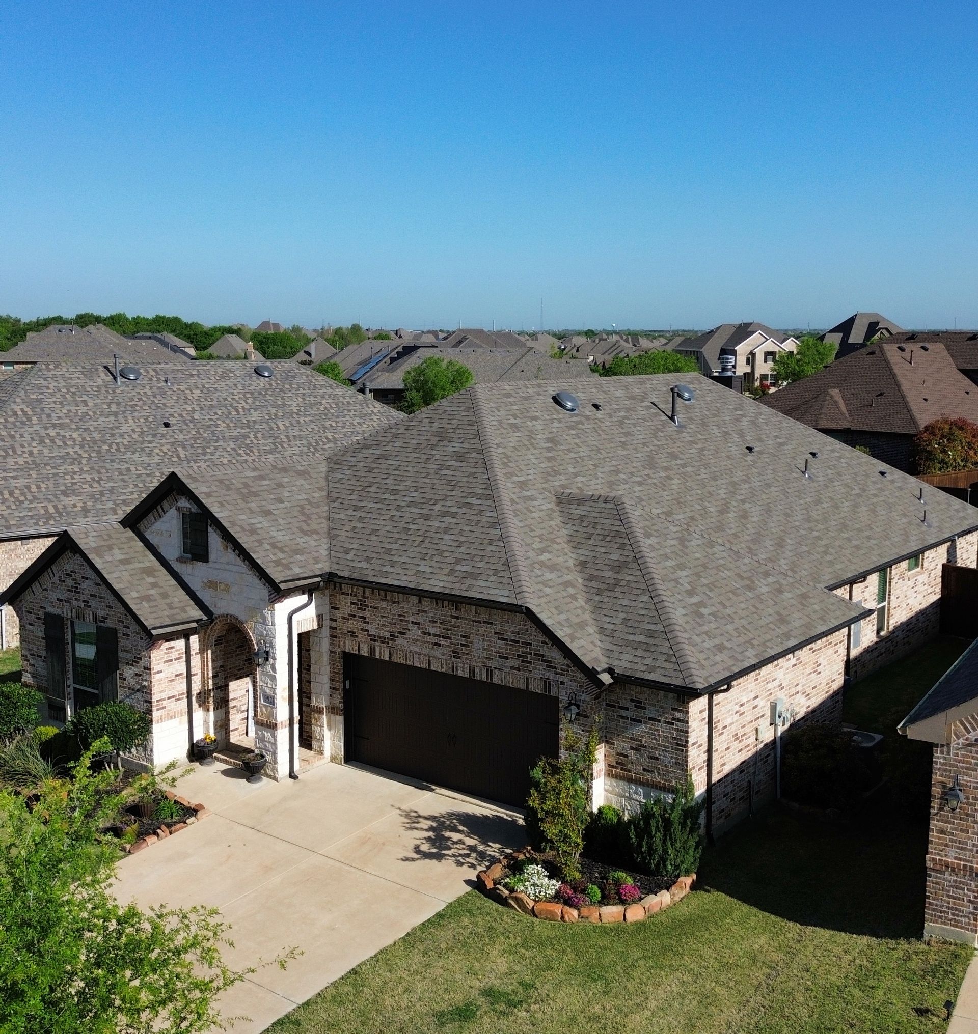 Custom Roofing and Construction