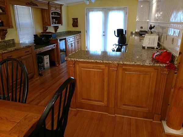 clarks-cabinet-shop-hero-page-013