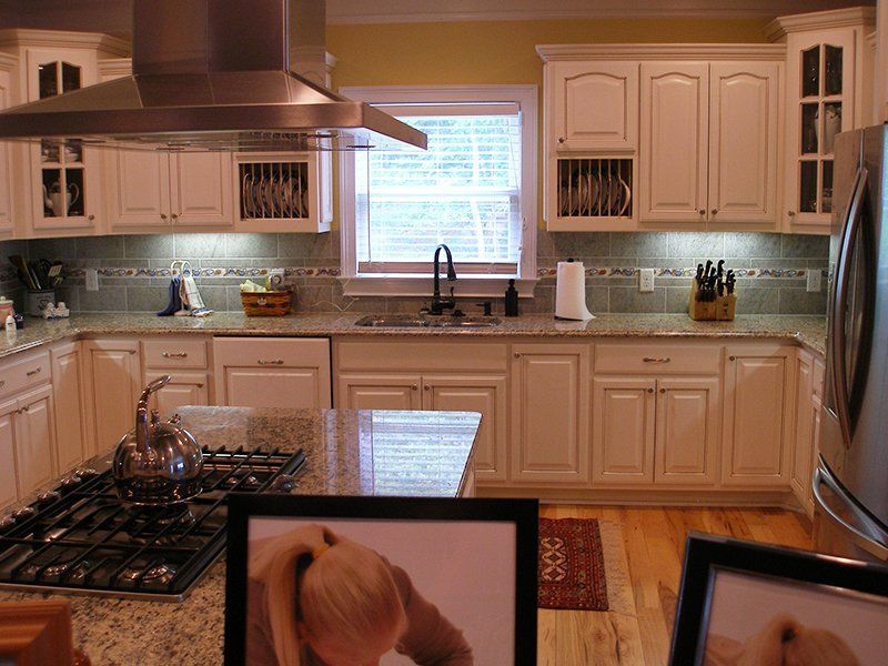 clarks-cabinet-shop-hero-page-018