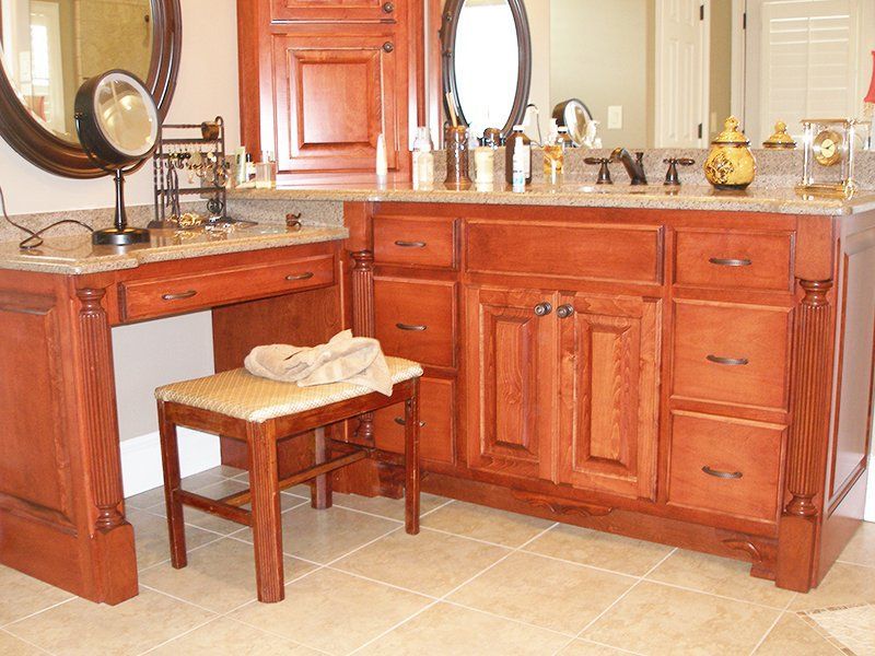 clarks-cabinet-shop-hero-page-026