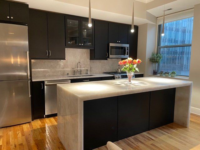 Iceberg Quartzite Countertops