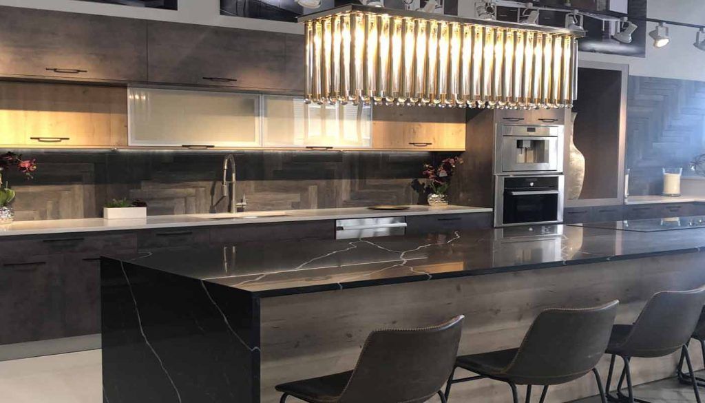 Q Quartz – Nero Marquina & White Wave