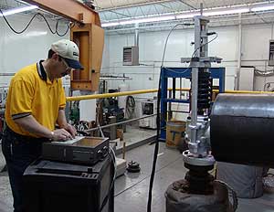 Valve Tech Laboratory Inc technician