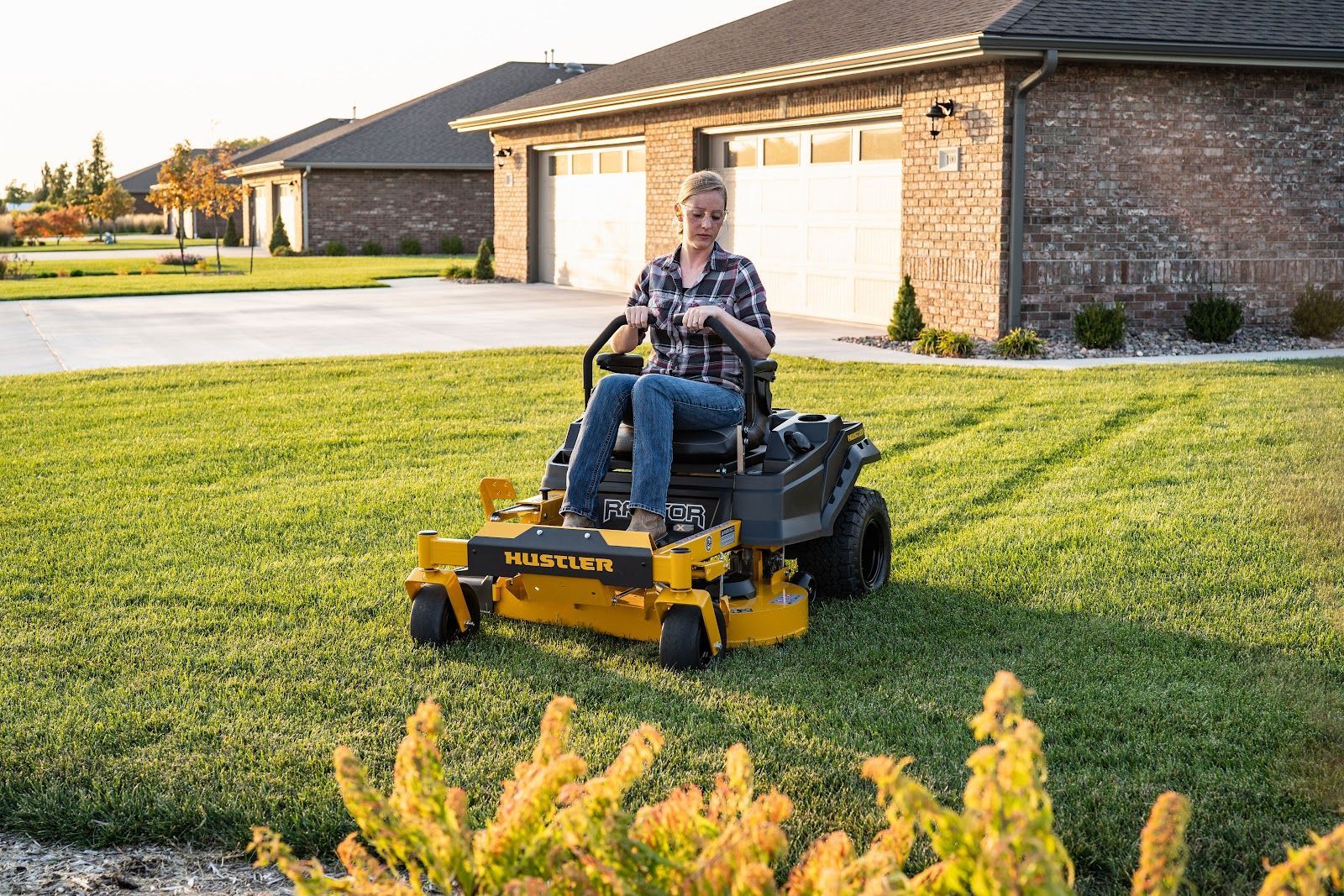 Hustler turf mower