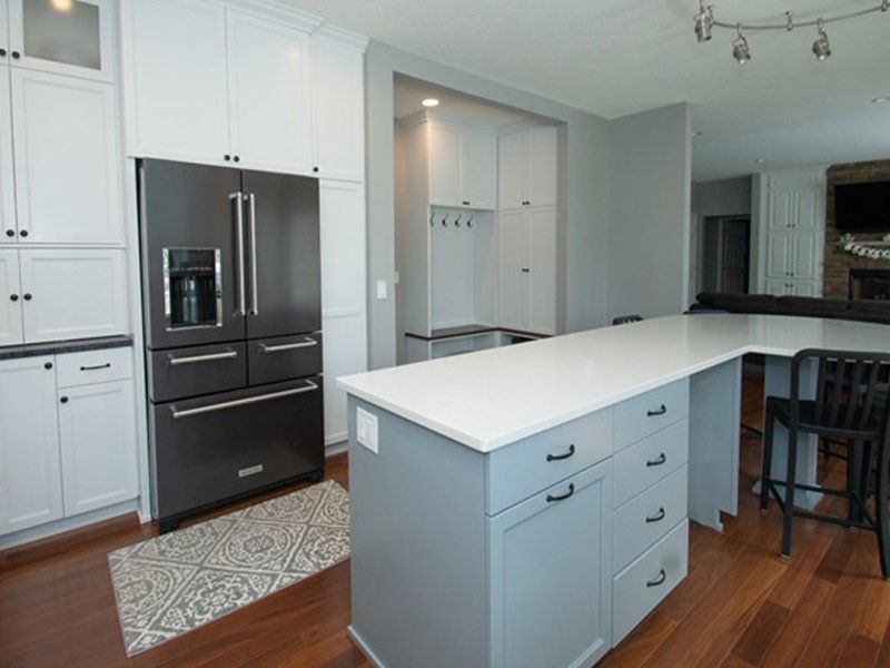 white countertop