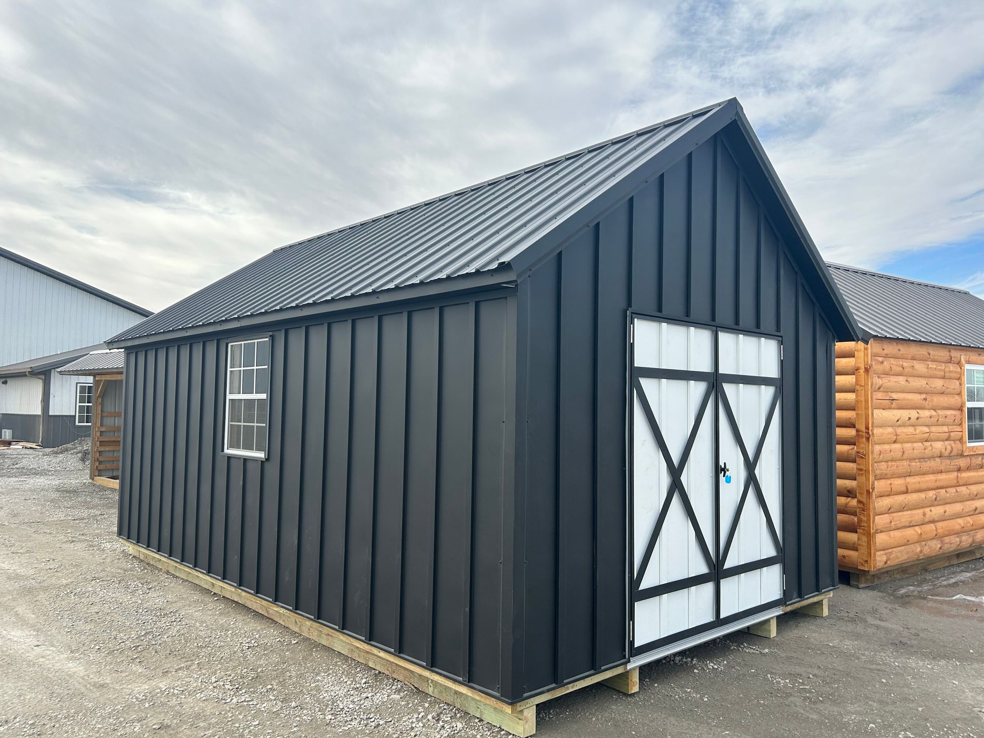 deluxe storage shed