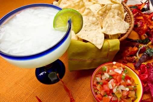 Margarita w/ chips and salsa