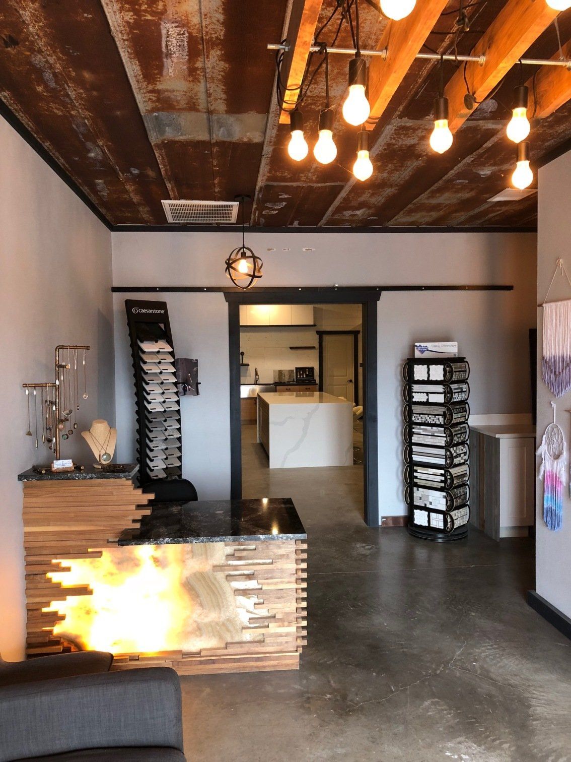 DS Surfaces location shop