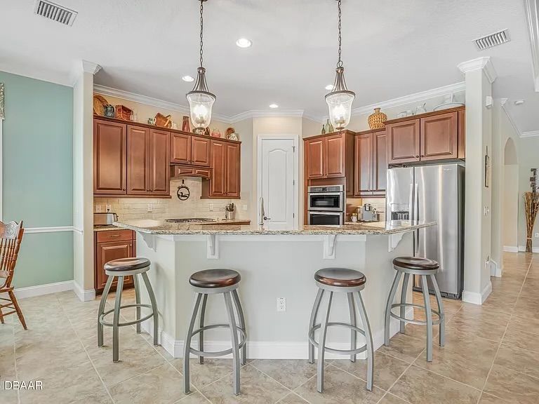 Kitchen before renovation