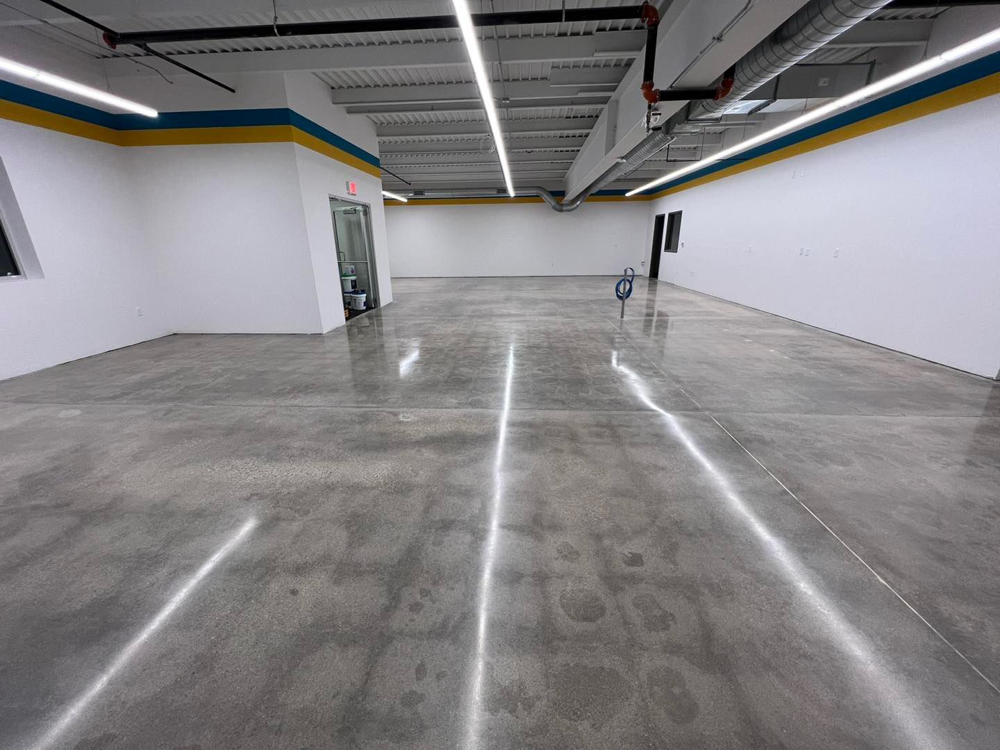 Concrete flooring service