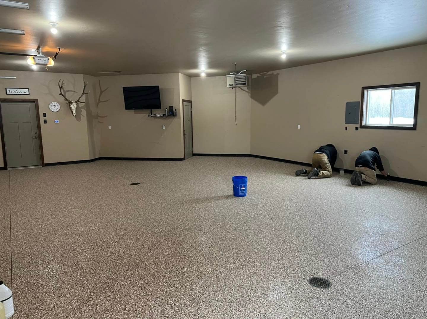 Concrete flooring service