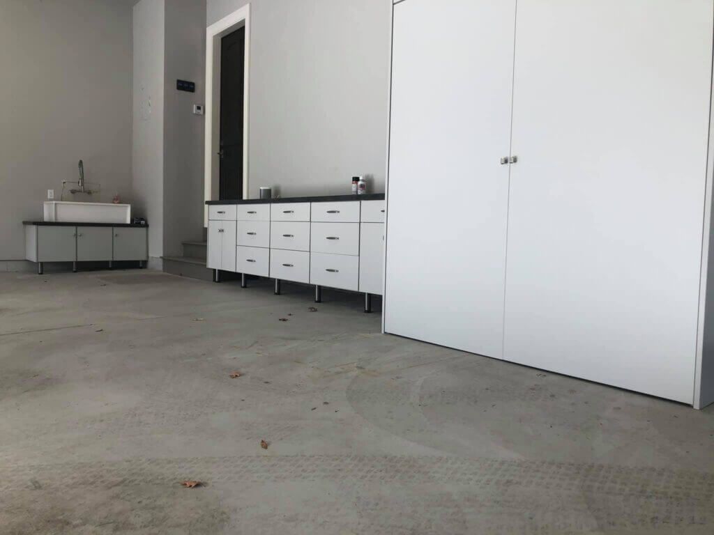 Concrete flooring service