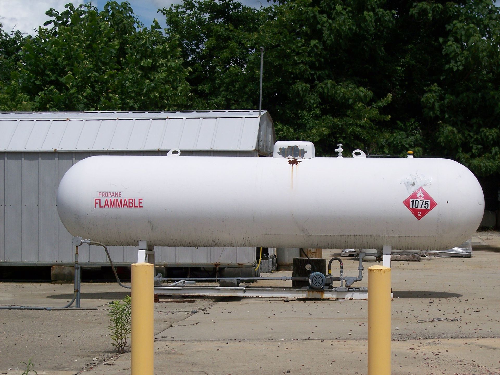 propane storage tank