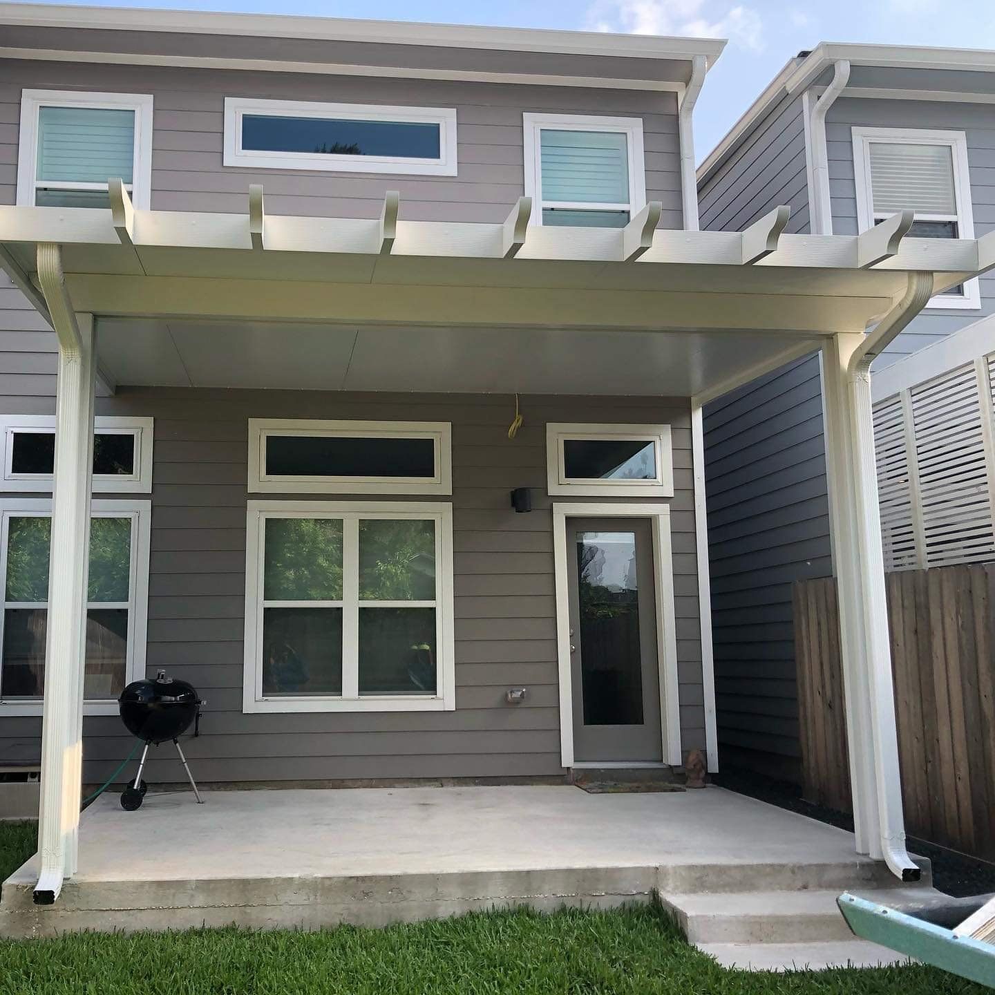 Insulated Aluminum with Pergola Wrap