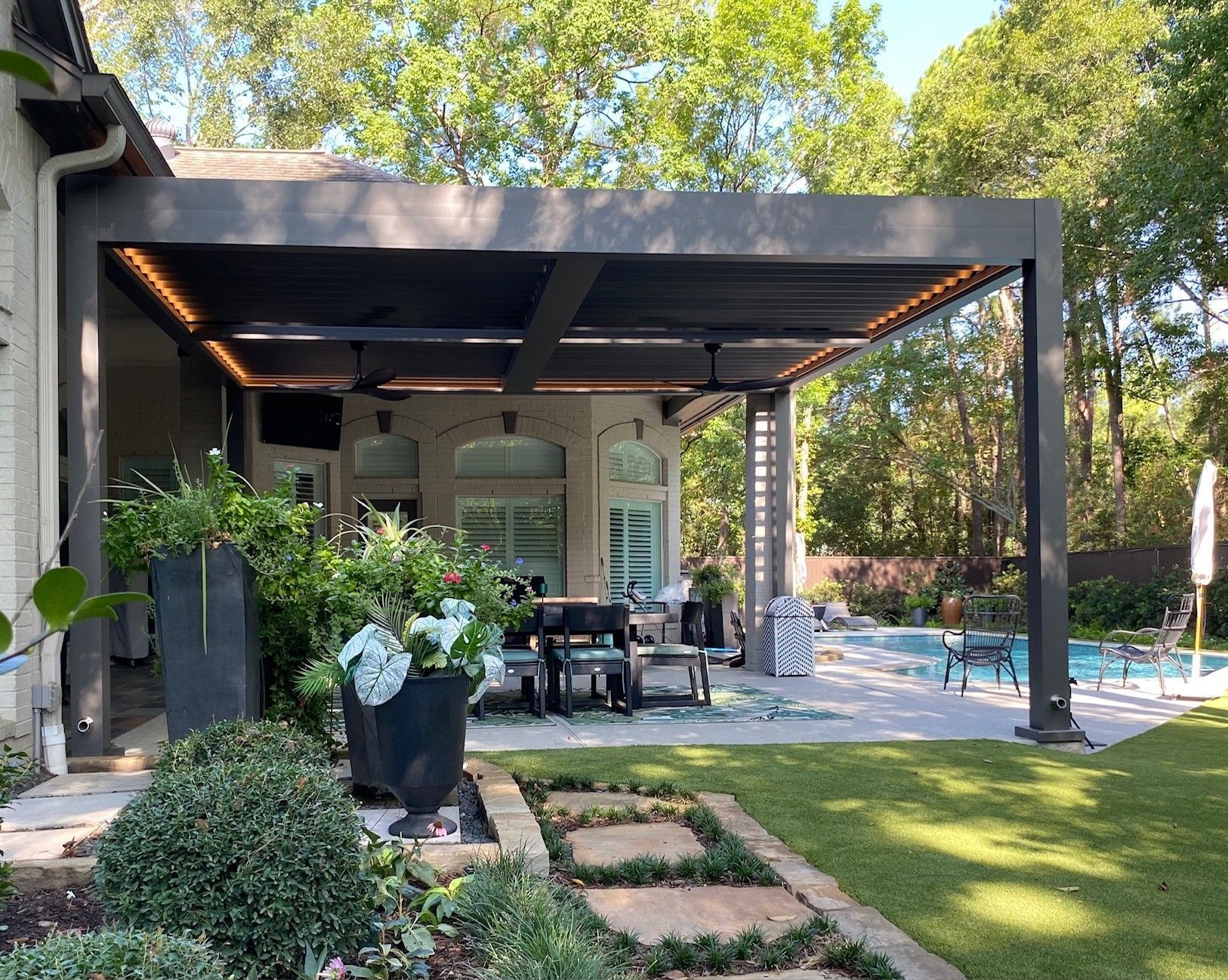 Louvers Azenco pergola