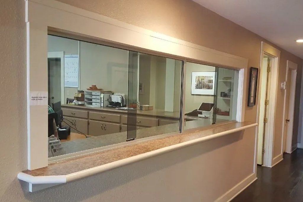 Glass partitions