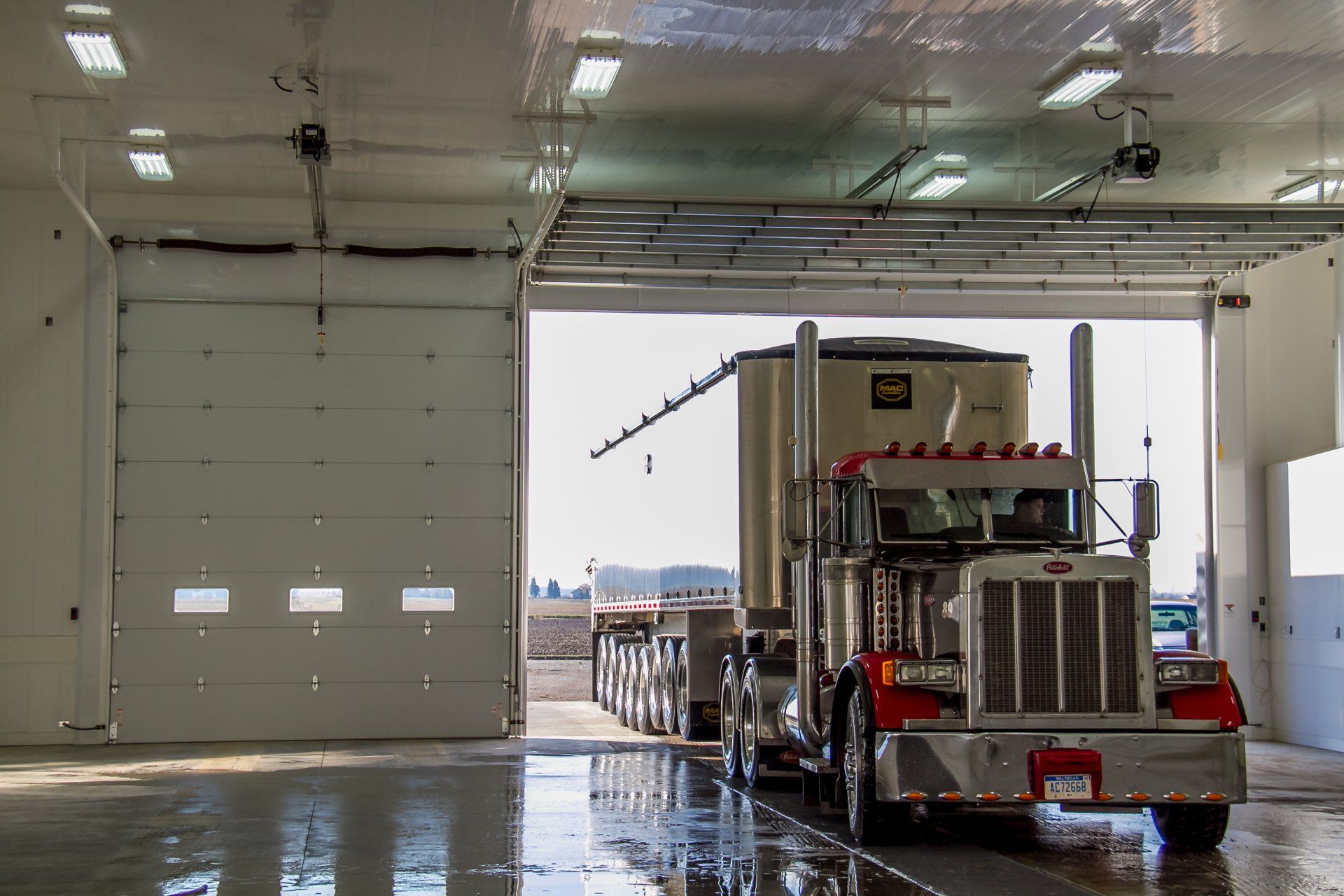 Industrial overhead doors