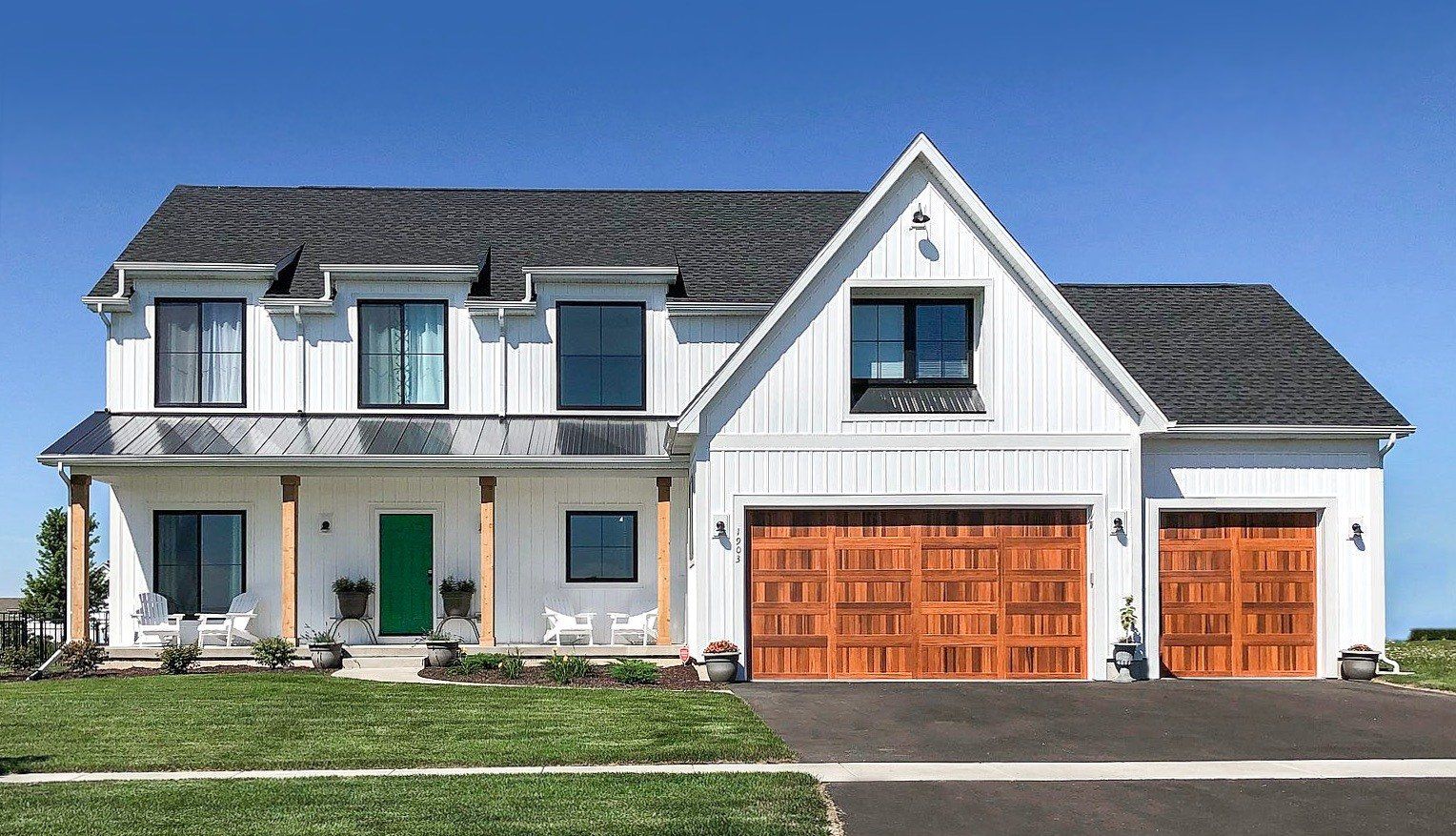 Monroe Overhead Doors Gate Operators image