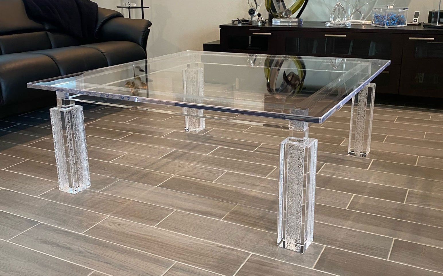 Contact Omar's Acrylic & Art Framing Palm Desert, CA