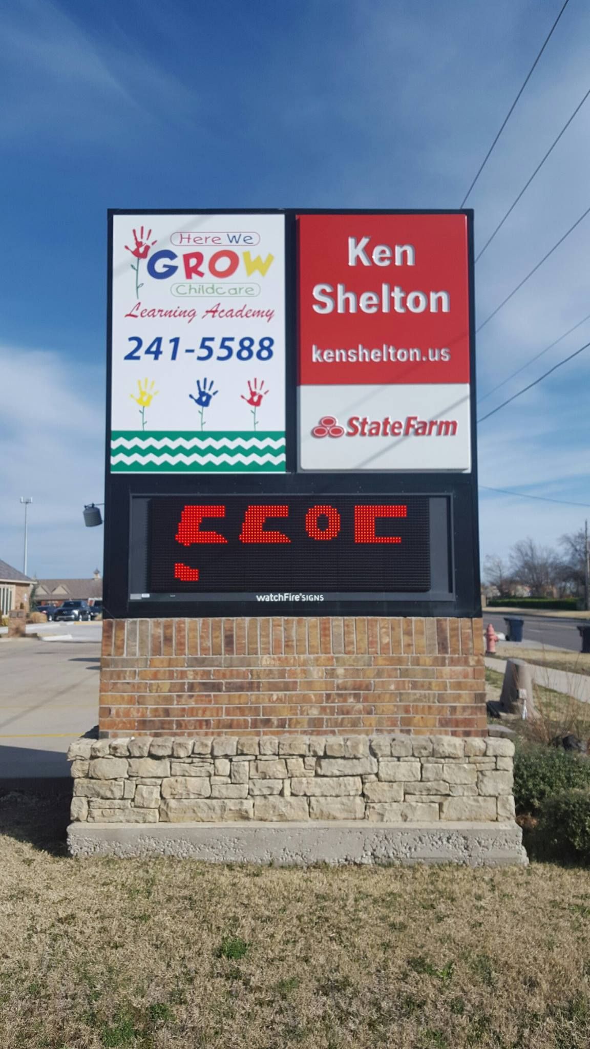 A sign that says ken shelton on it