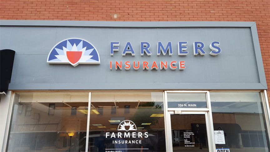The front of a farmers insurance store