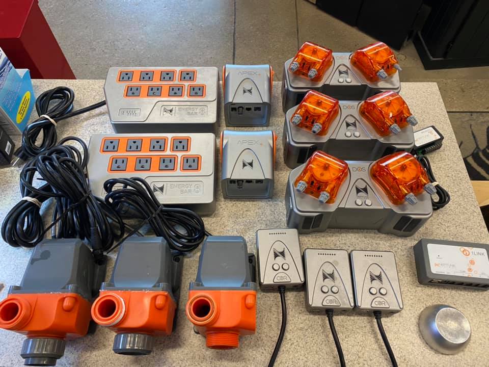 Aquarium controllers