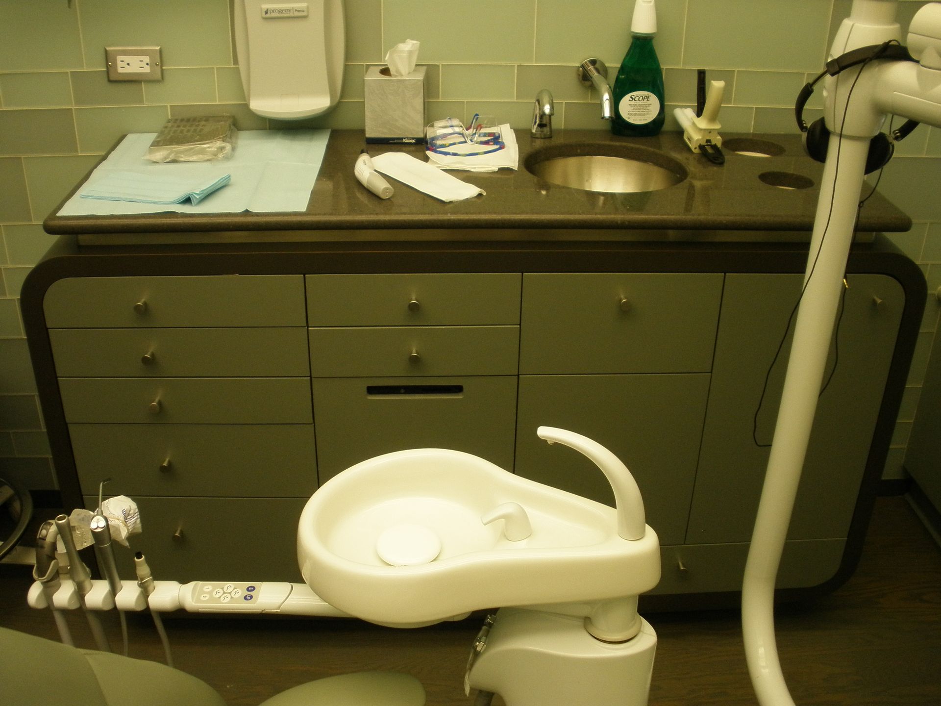 shapiro black and gray dental cabinets