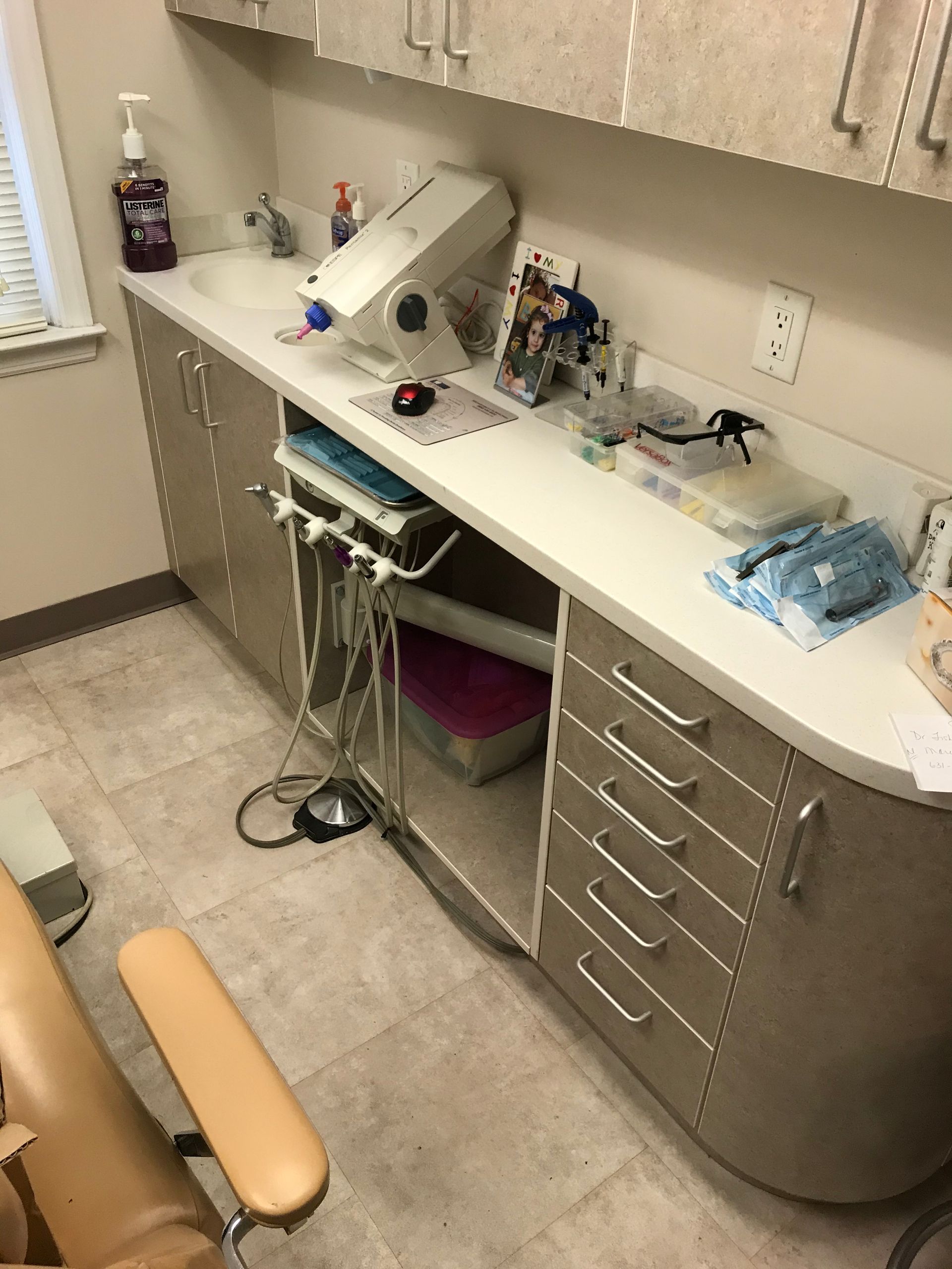 dental cabinet with round corners