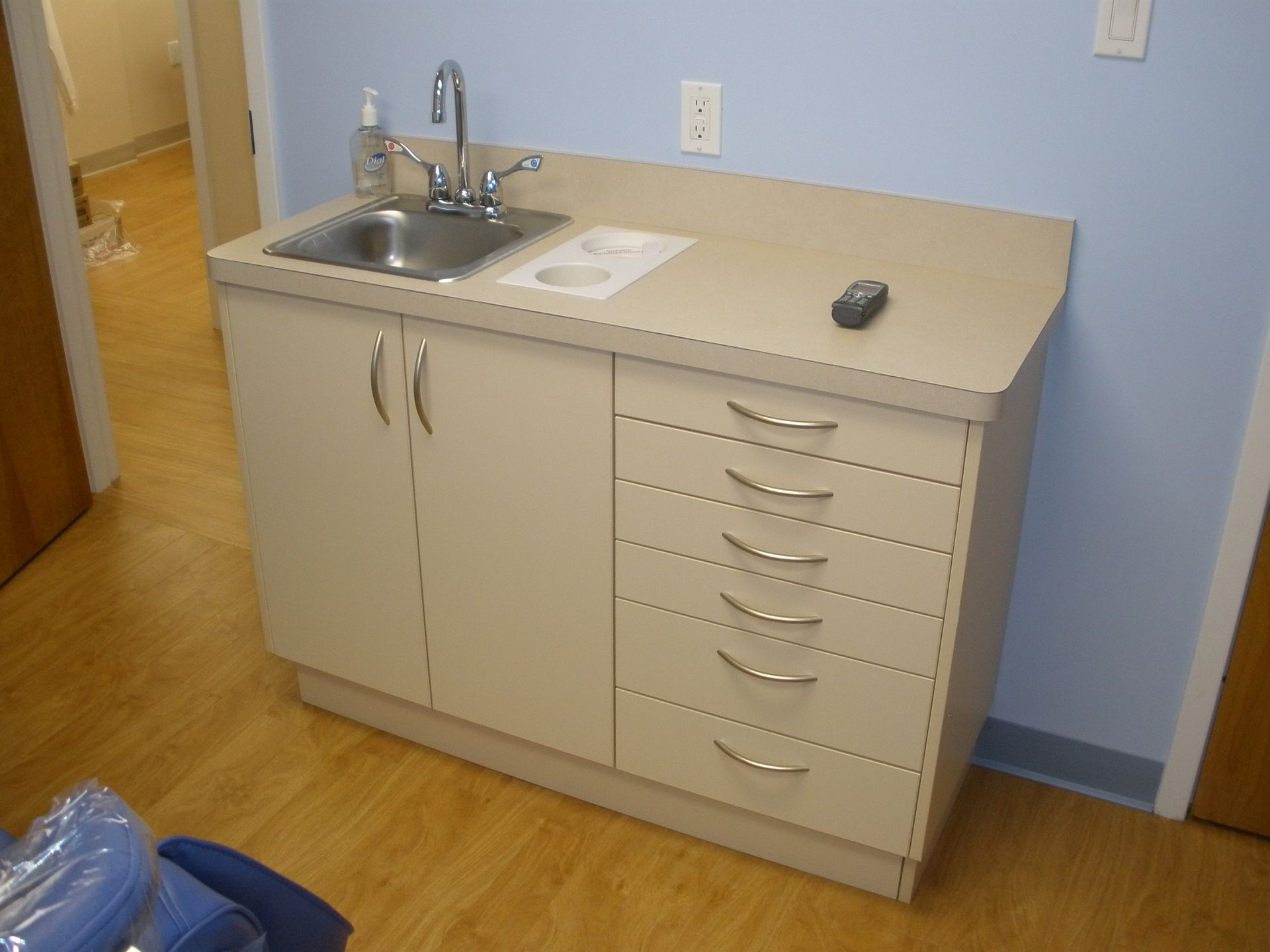 clean dental cabinet