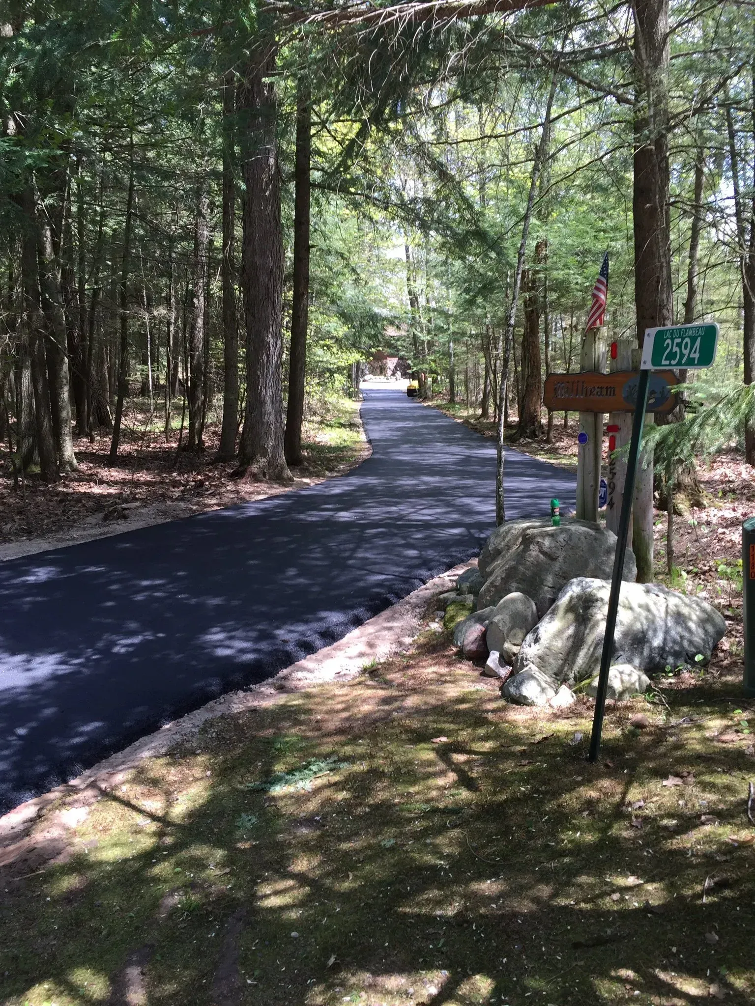 Asphalt paving service