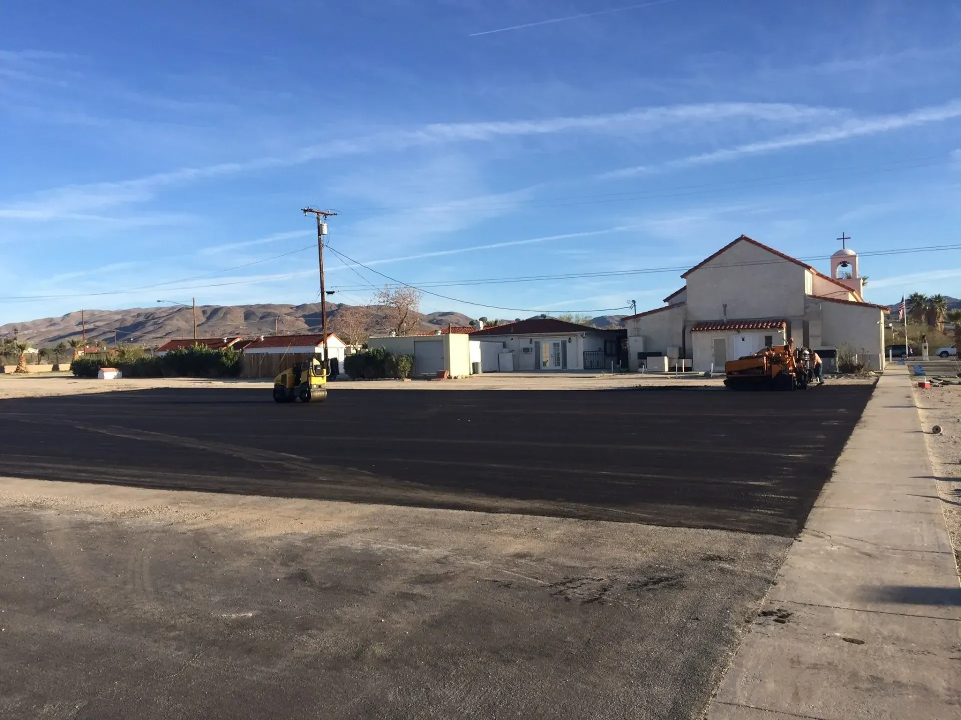 Asphalt paving service