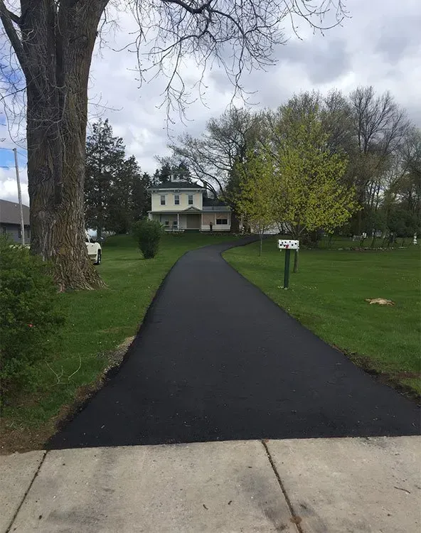 Asphalt paving service