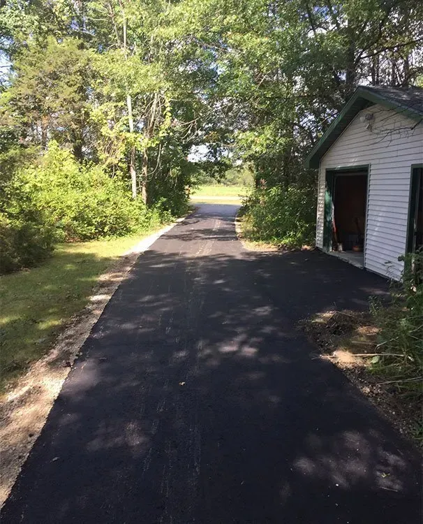 Asphalt paving service