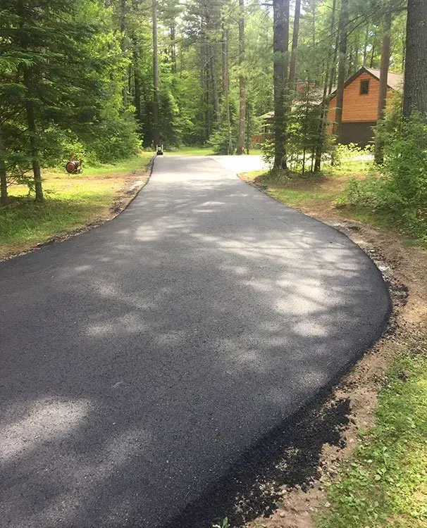 Asphalt paving service