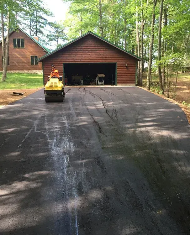 Asphalt paving service