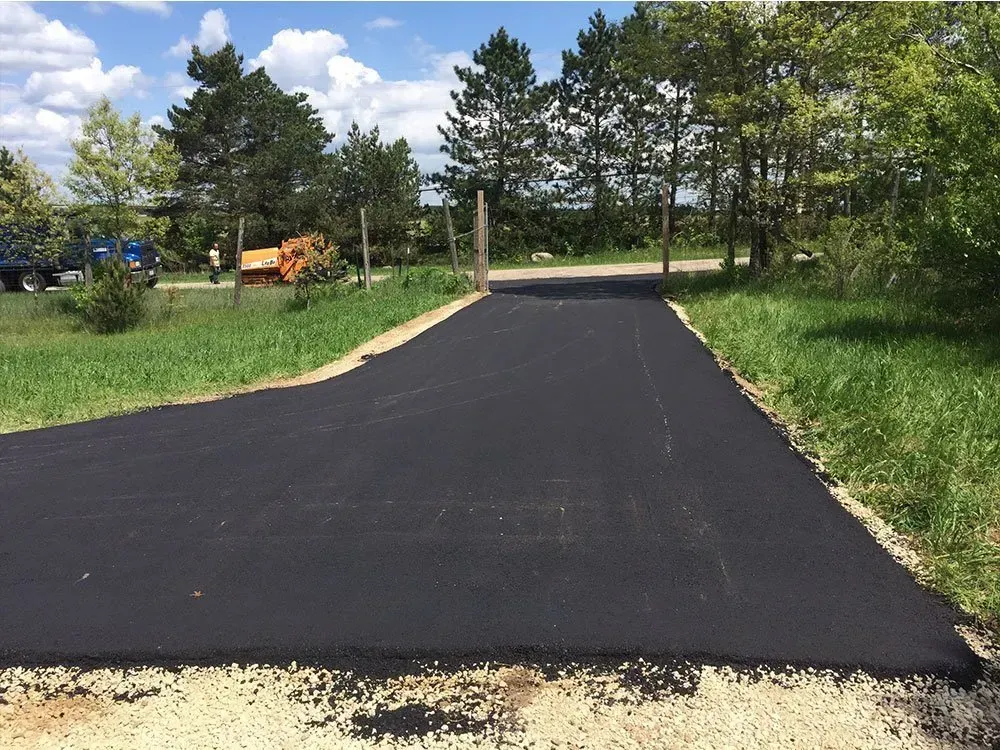 Asphalt paving service