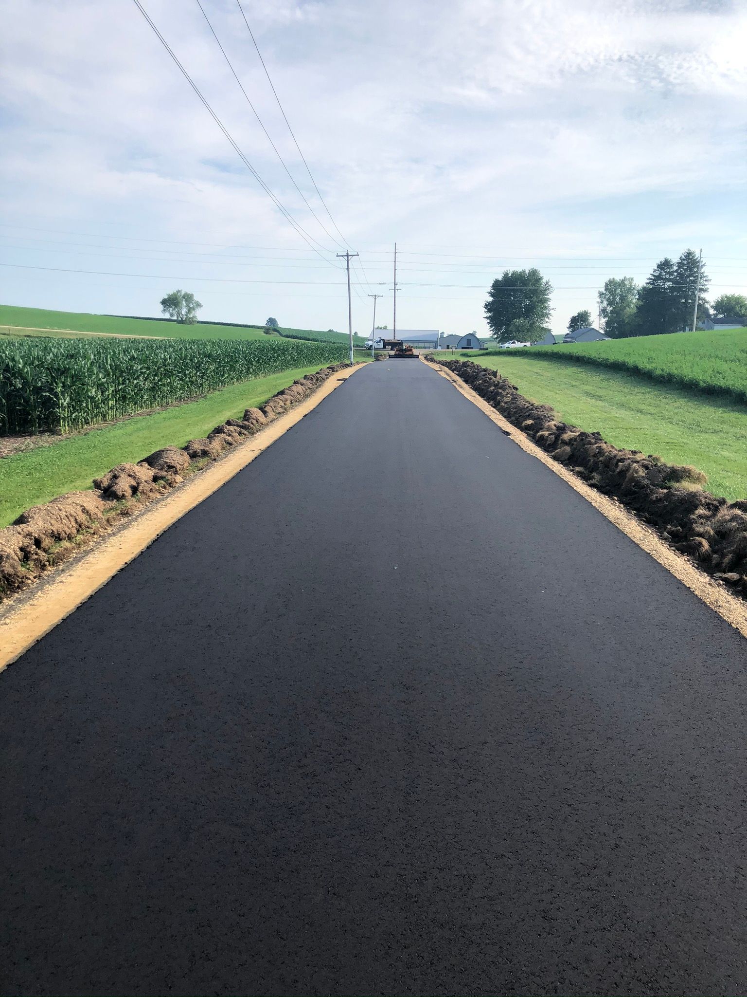 Asphalt paving service