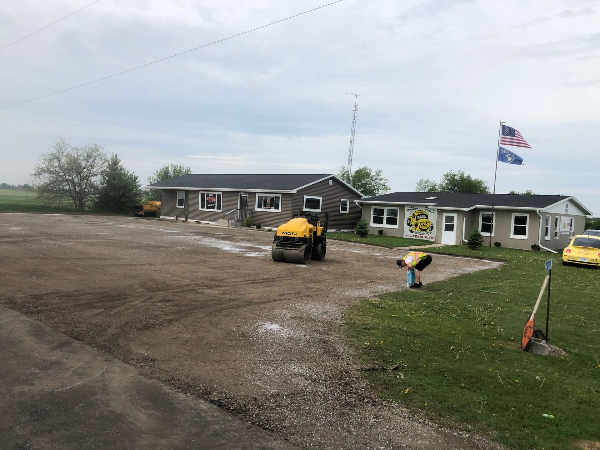 Asphalt paving service