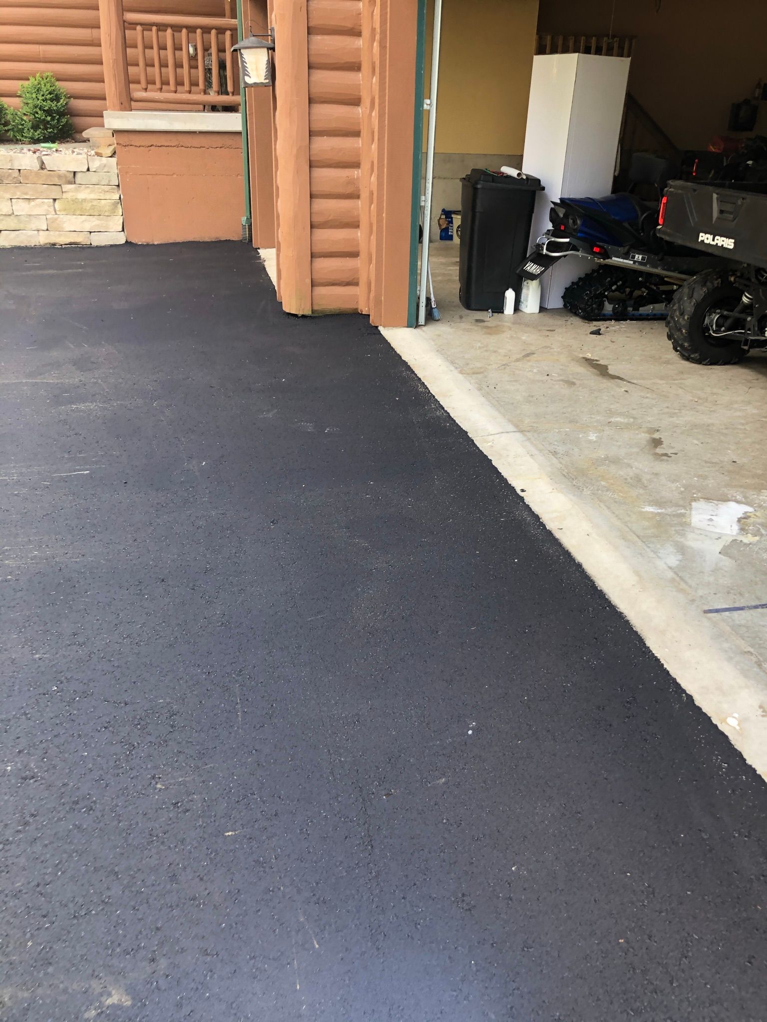 Asphalt paving service