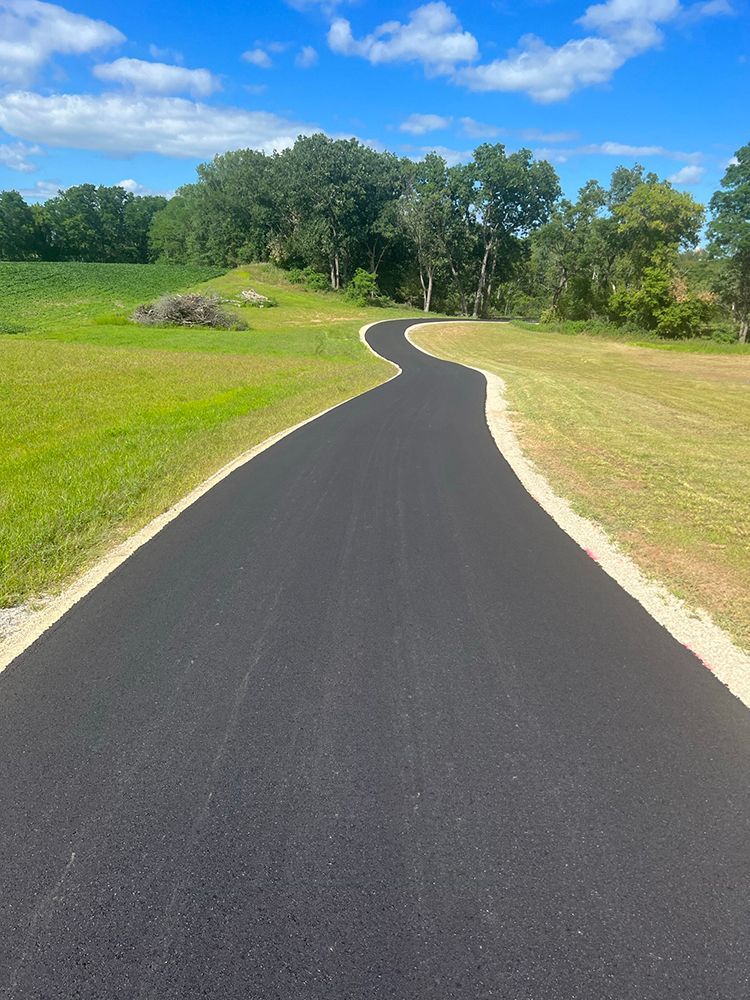 Asphalt paving service