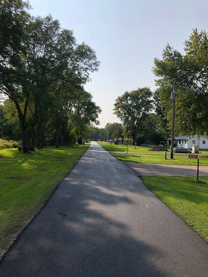 Asphalt paving service