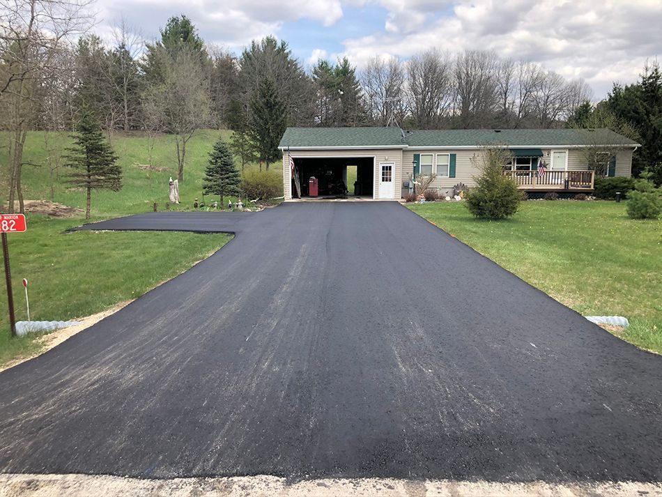 Asphalt paving service