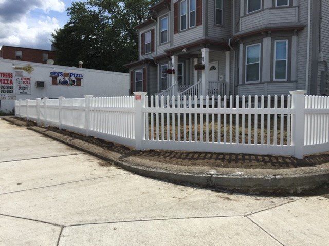 Vinyl Fencing