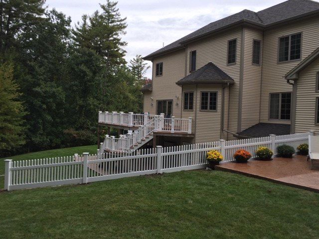 Vinyl Fencing