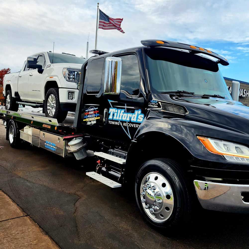 Tilford's Towing and Recovery LLC Automotive Repair tow truck
