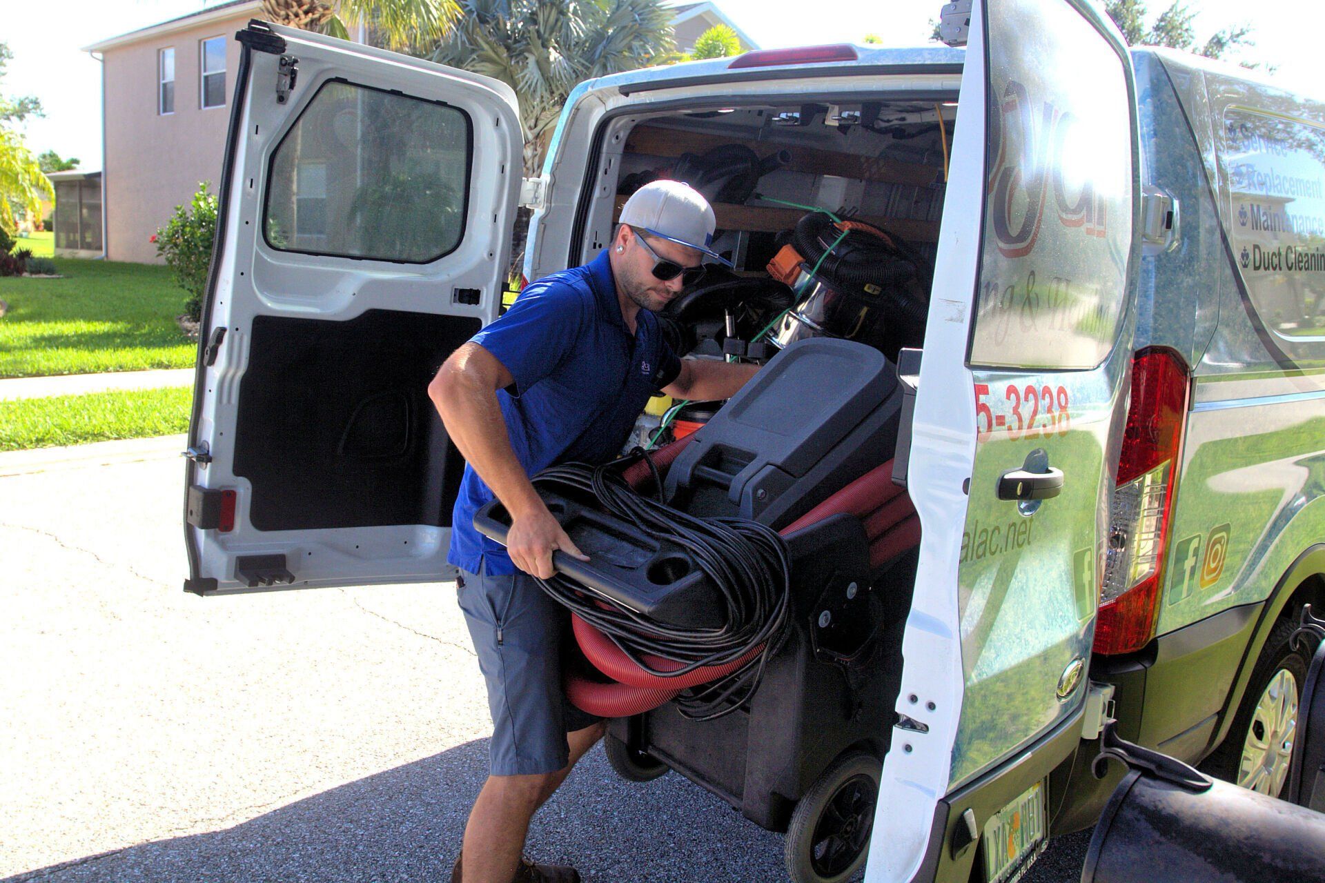 Royal Air Conditioning & Heating, Inc service