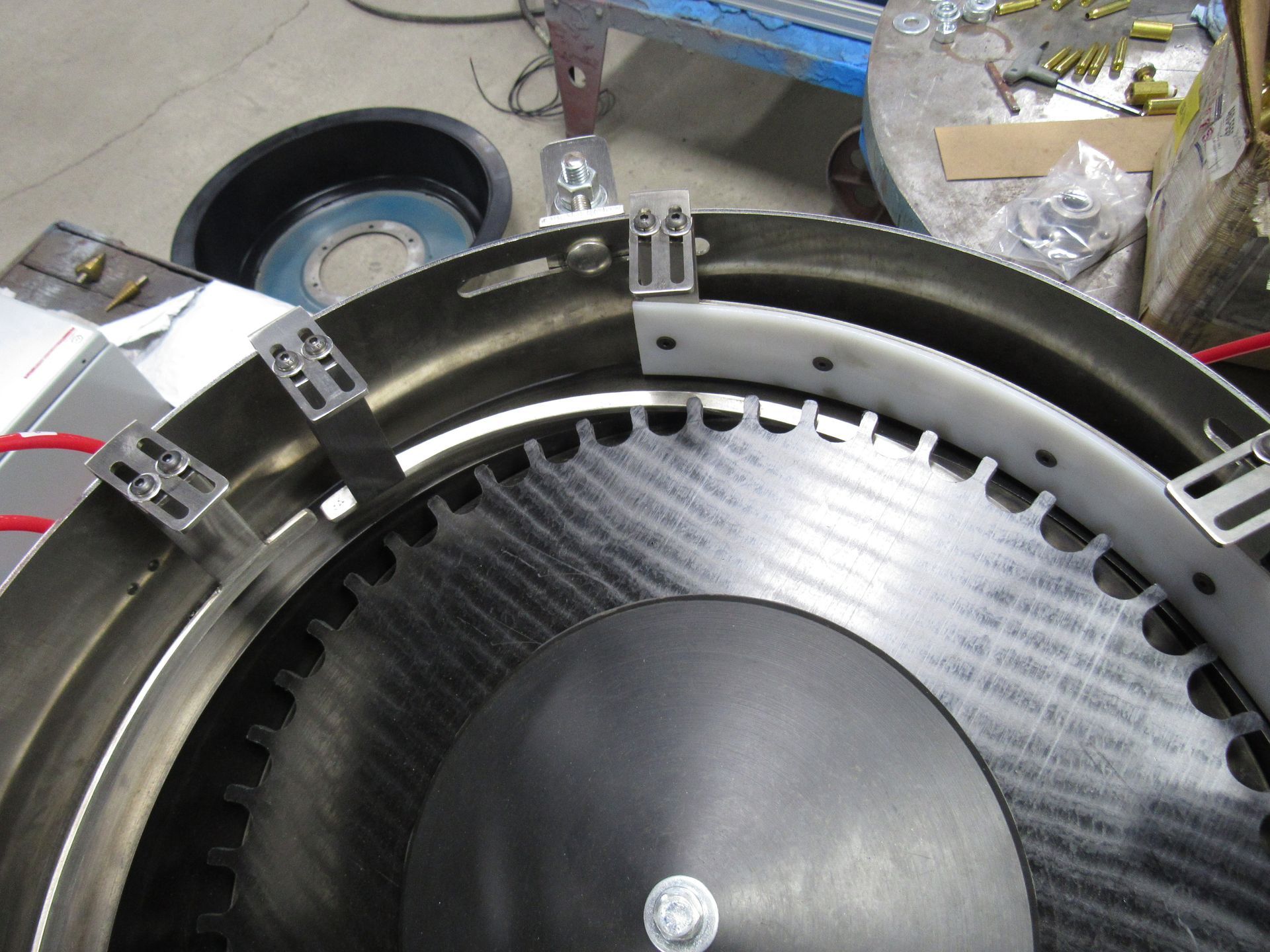 rotary centrifugal feeder